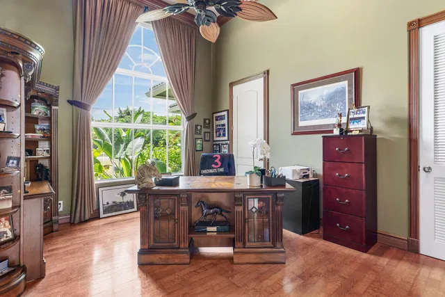  Residence photo 24