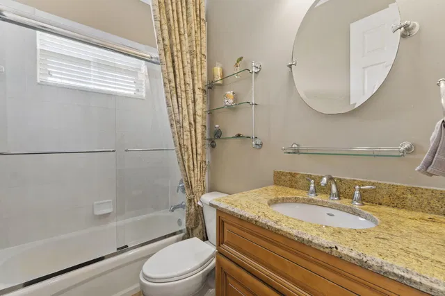 Residence photo 22