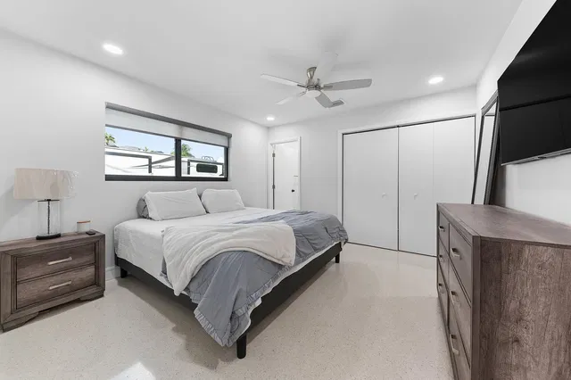 Residence photo 12