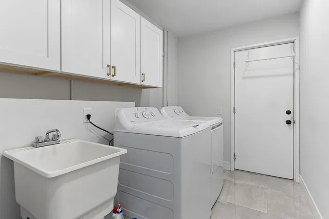 Residence photo 17