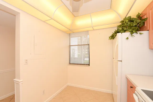 Unit 12-103 photo 7