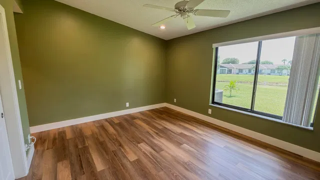 Residence photo 14
