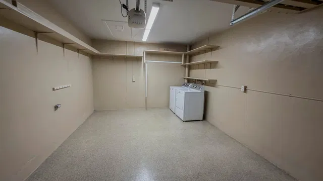 Residence photo 22