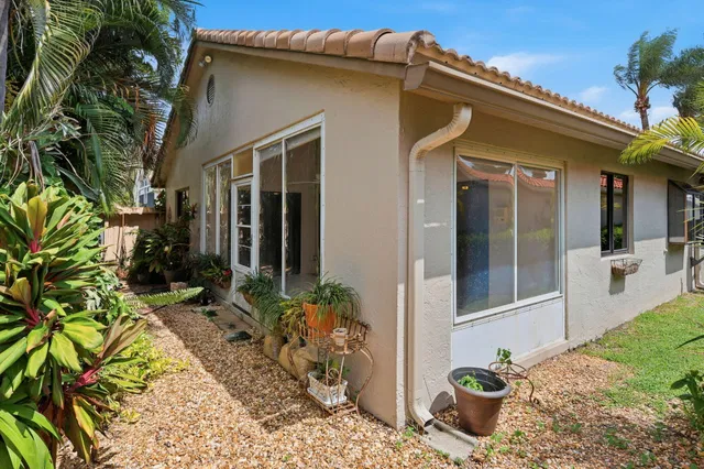Residence photo 18