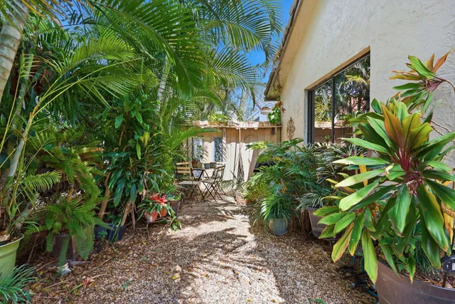 Residence photo 20