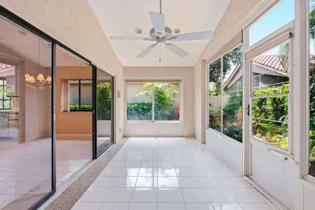 Residence photo 21