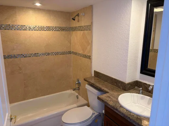 Flagler Pointe Unit 821 photo 8