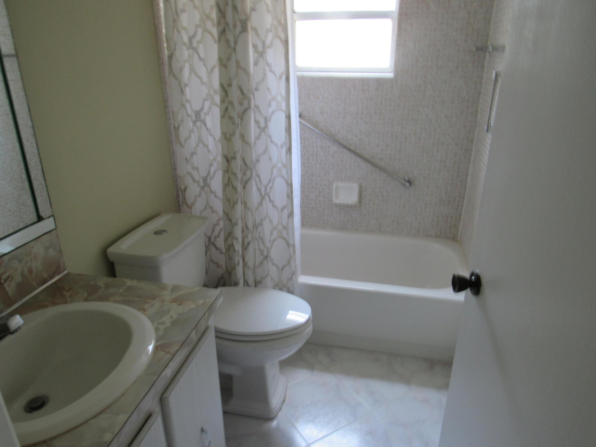  Residence photo 12
