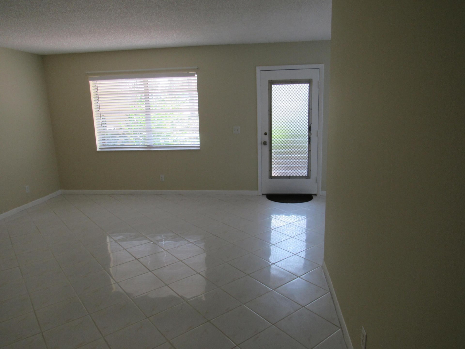  Residence photo 24