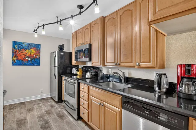 Boca Raton Unit 102 photo 8