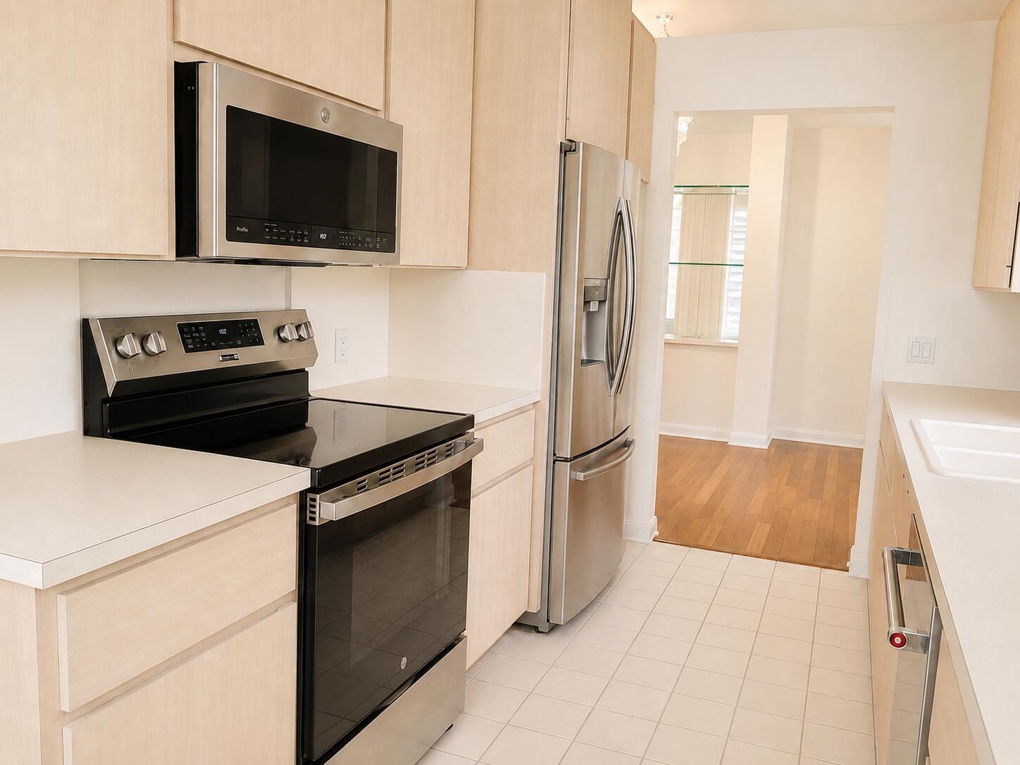  Residence photo 4