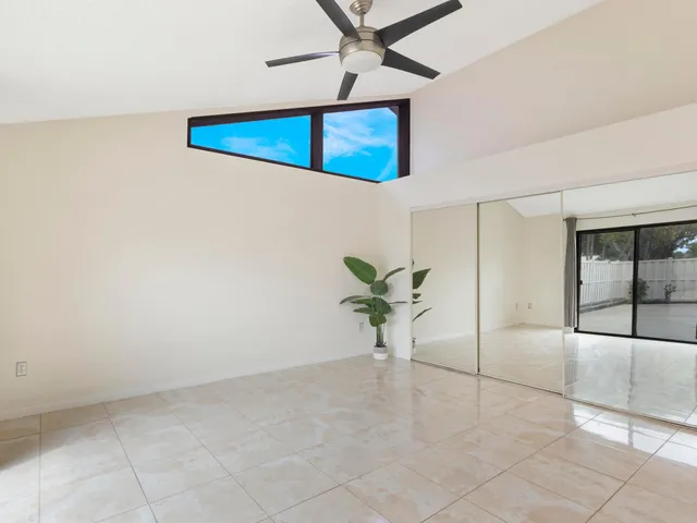 Old Palm Golf Club Residence photo 8