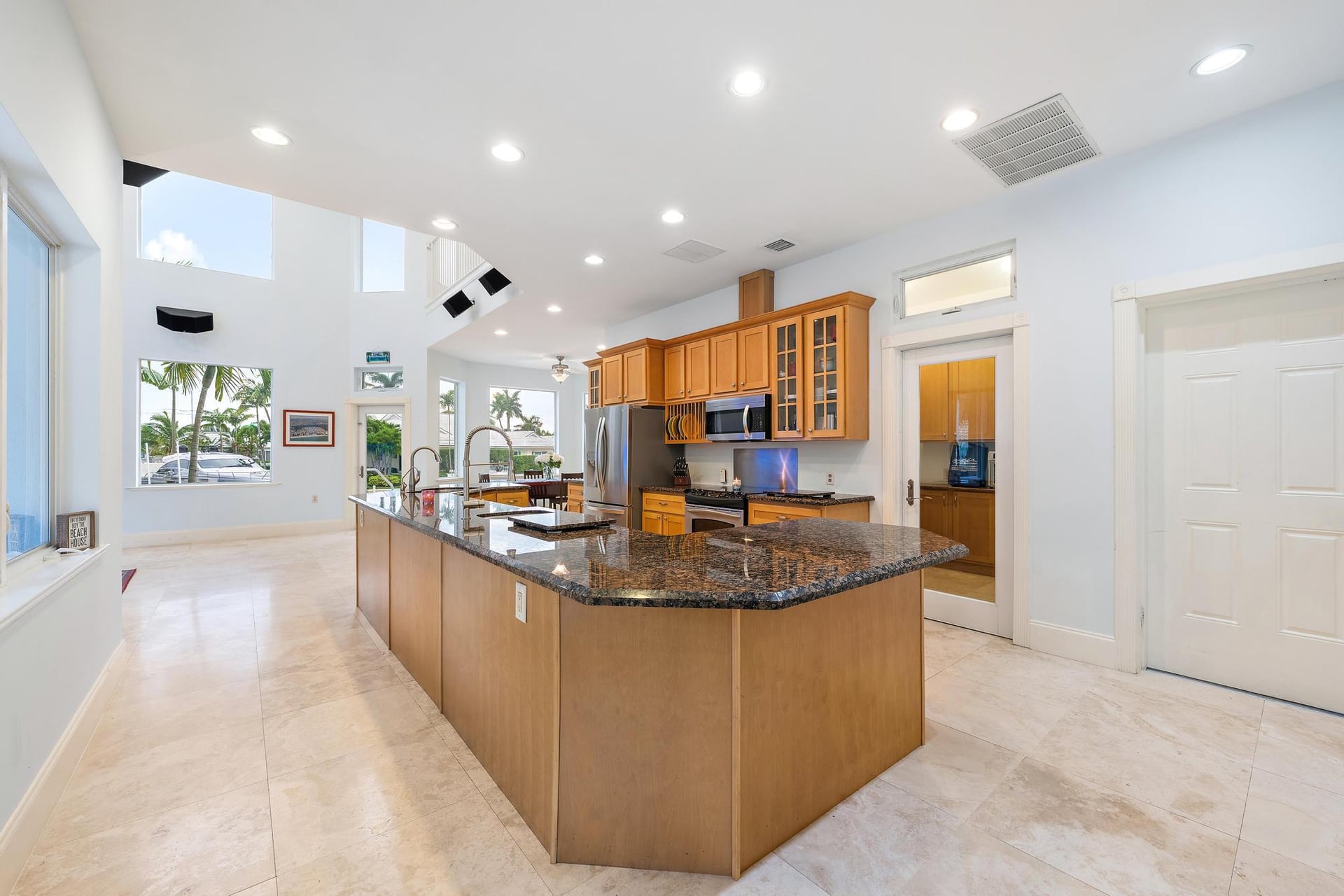 Palm Beach Isles Residence photo 33