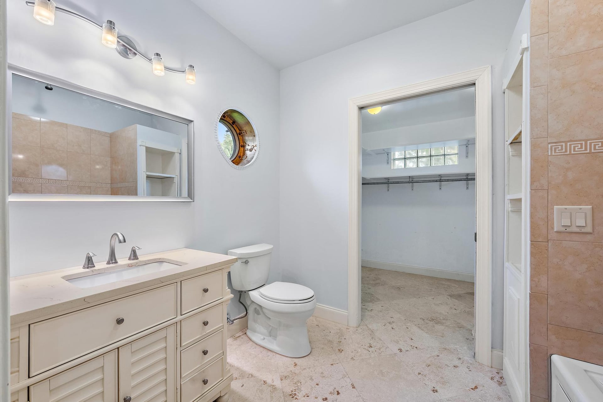 Palm Beach Isles Residence photo 40