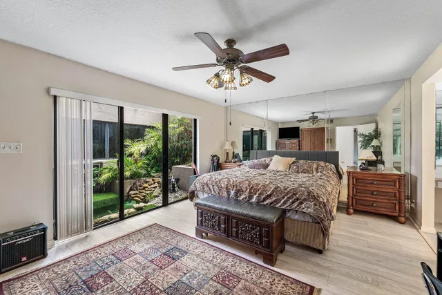 Residence photo 18