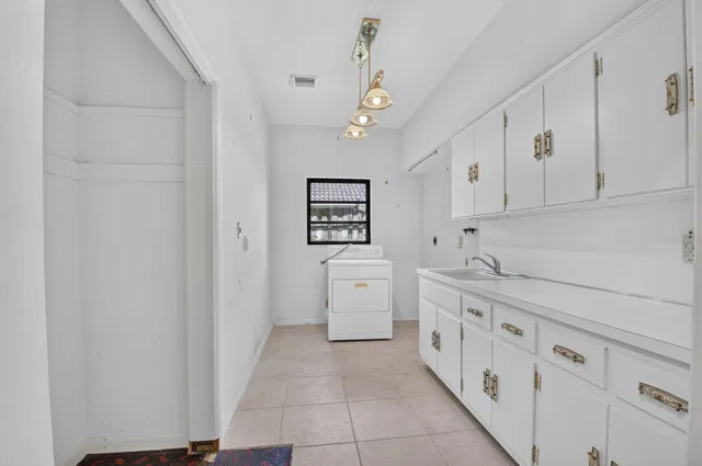 Residence photo 22