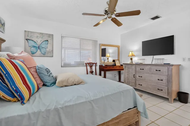 Residence photo 24