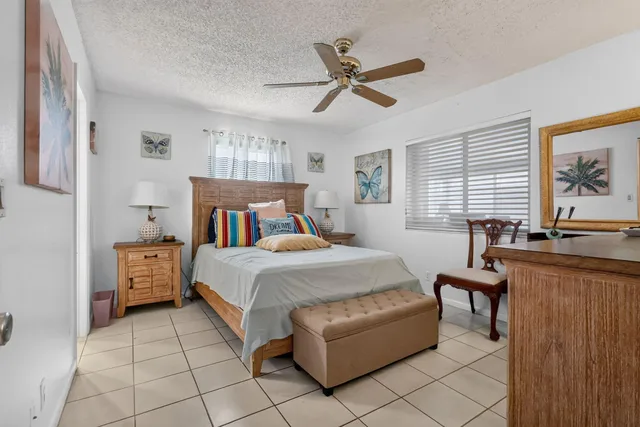 Residence photo 25