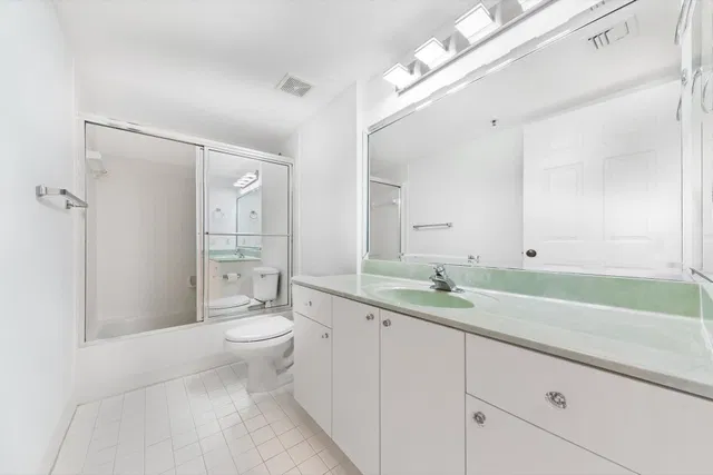  Unit 205 photo 22