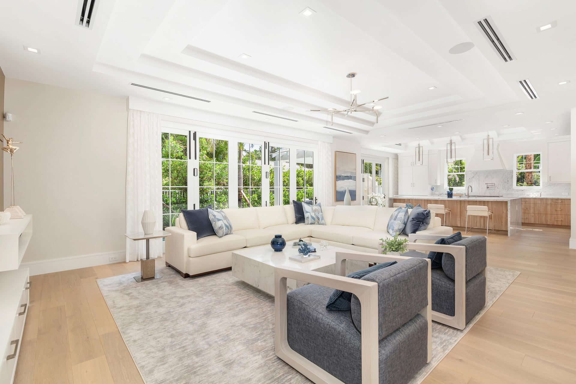 North End Palm Beach Residence photo 13