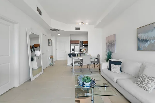 City Palms Unit 1003 photo 23