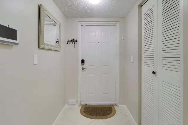  Unit 1106 photo 5