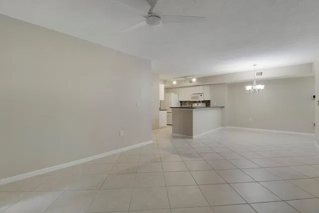  Unit 1106 photo 18
