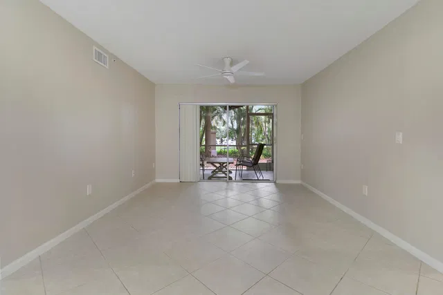  Unit 1106 photo 20