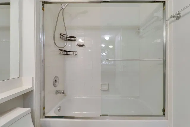  Unit 1106 photo 32