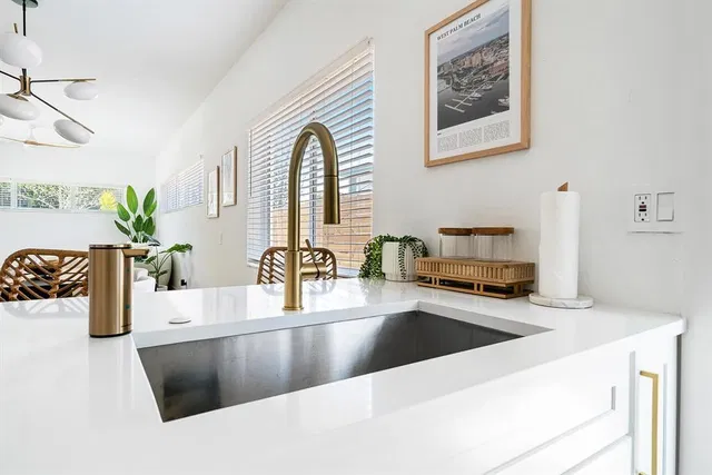 West Palm Beach Residence photo 14