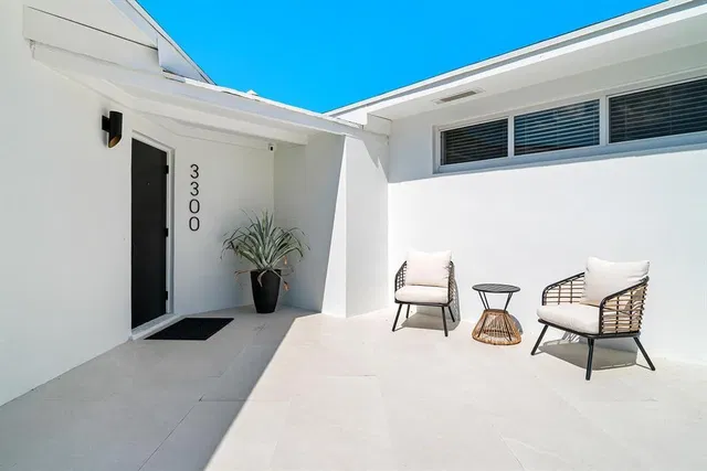 West Palm Beach Residence photo 35