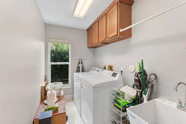  Residence photo 28