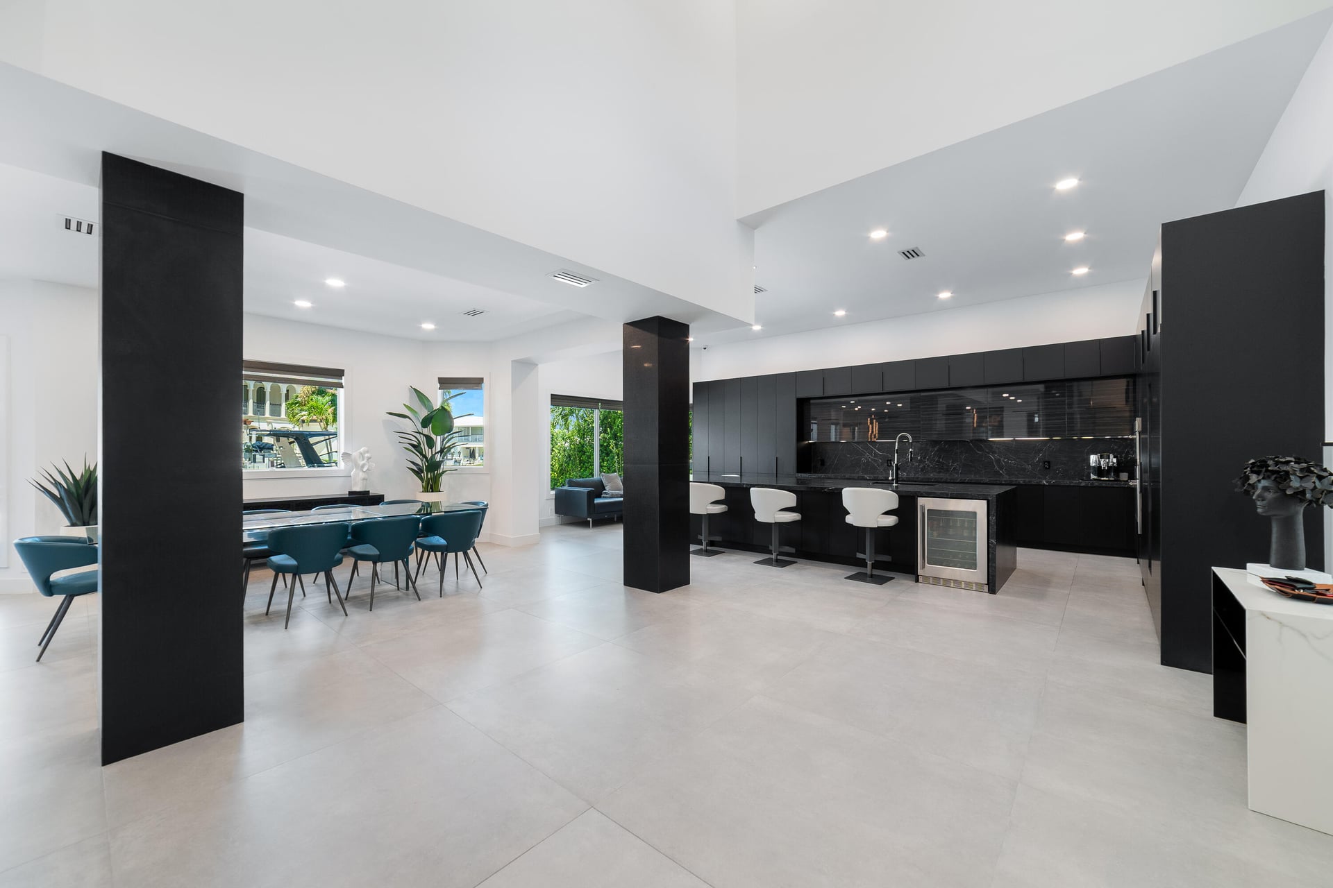 Residence photo 5