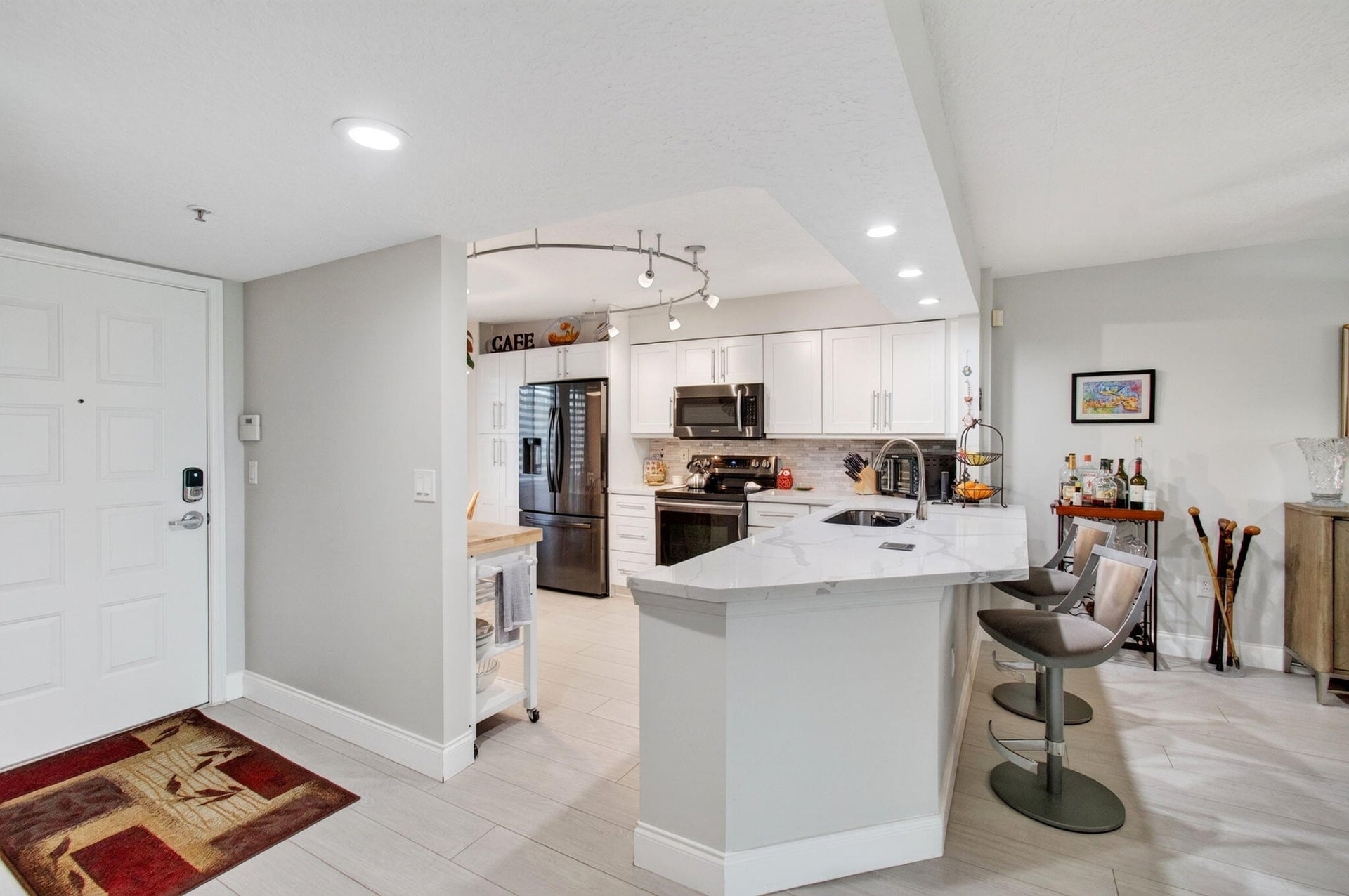  Unit 303 photo 23