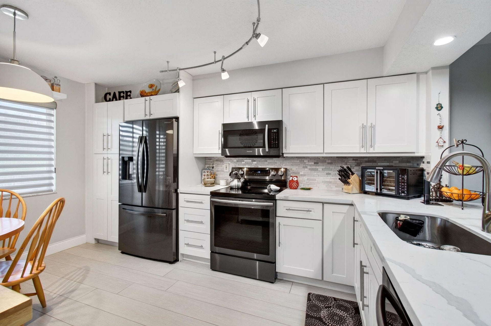  Unit 303 photo 24
