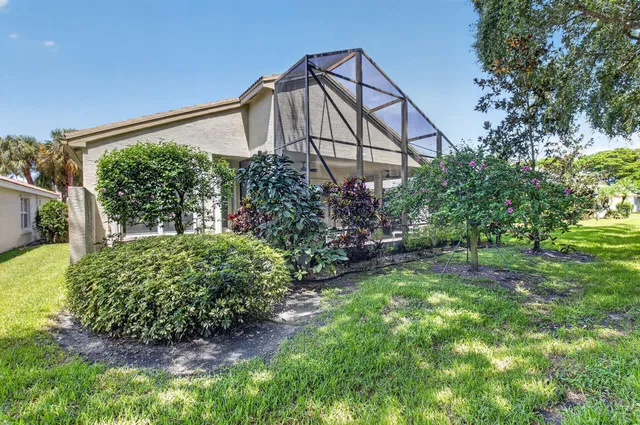  Residence photo 30