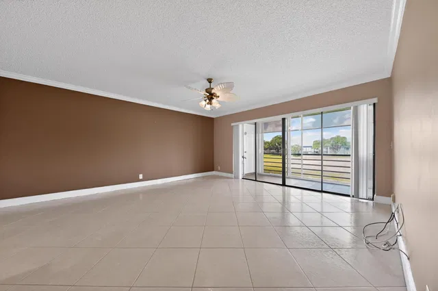 Residence photo 14