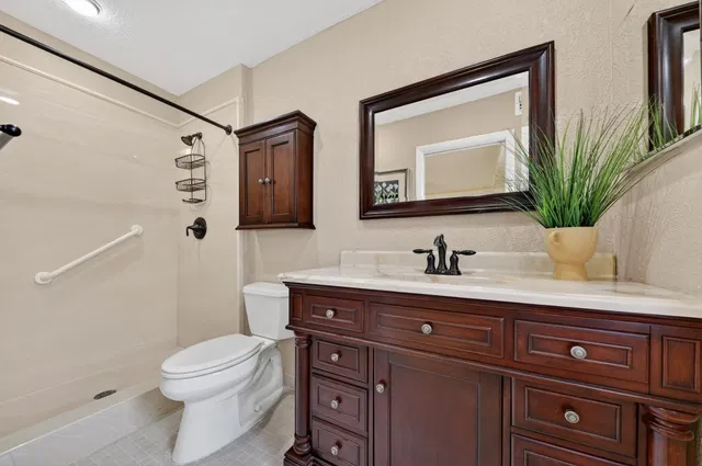 Residence photo 30