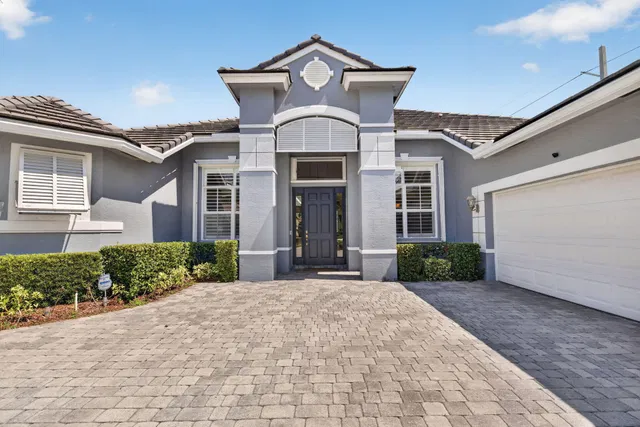  Residence photo 4