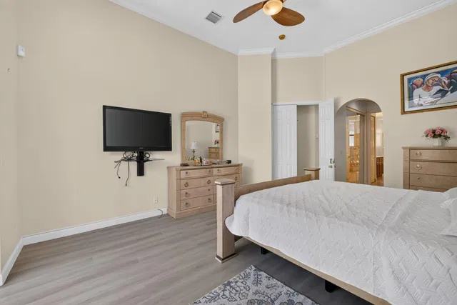  Residence photo 15