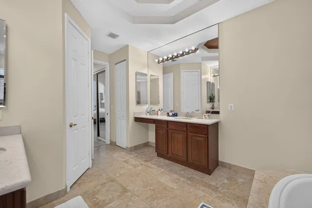  Residence photo 18