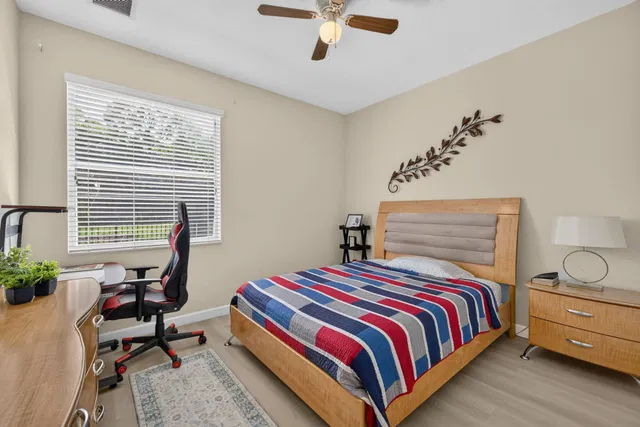  Residence photo 20
