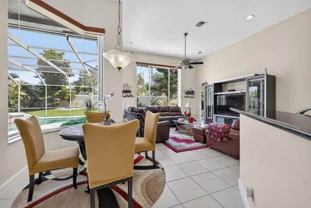  Residence photo 31