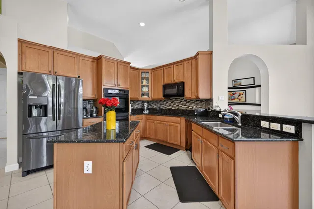  Residence photo 36