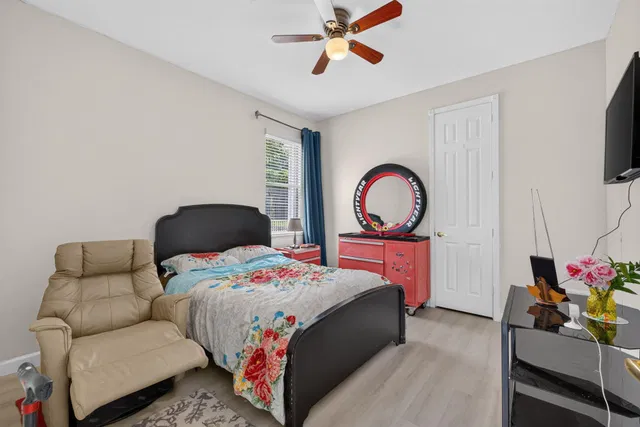  Residence photo 38