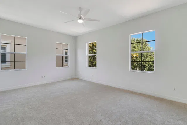 Canterbury Place Residence photo 24