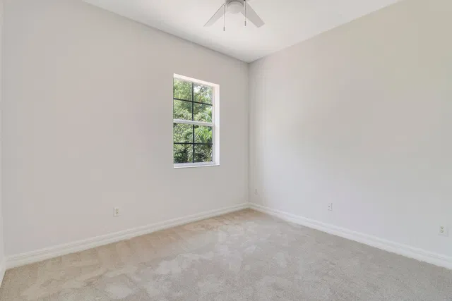 Canterbury Place Residence photo 28