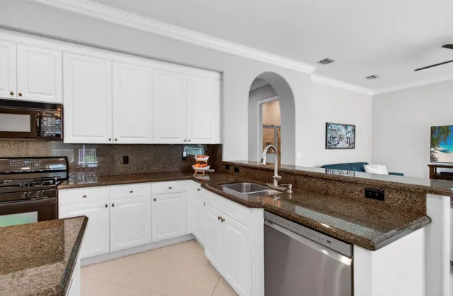 Residence photo 26
