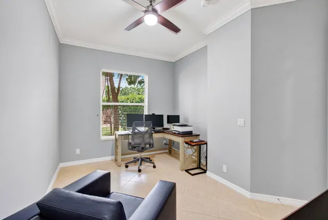 Residence photo 40