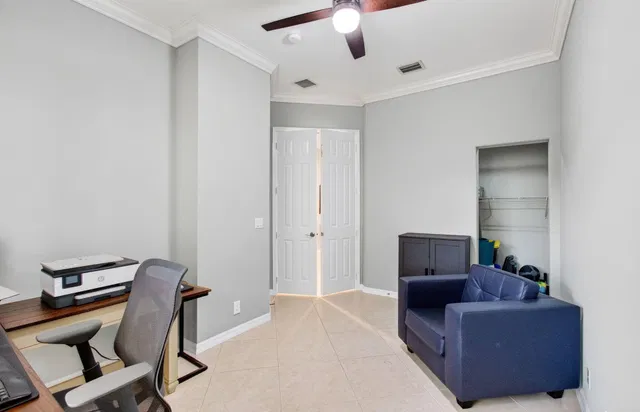 Residence photo 41